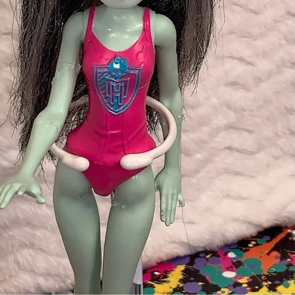 Monster High Frankie Stein Doll 2015 Ghoul Spirit DNV66 Cheerleader Doll